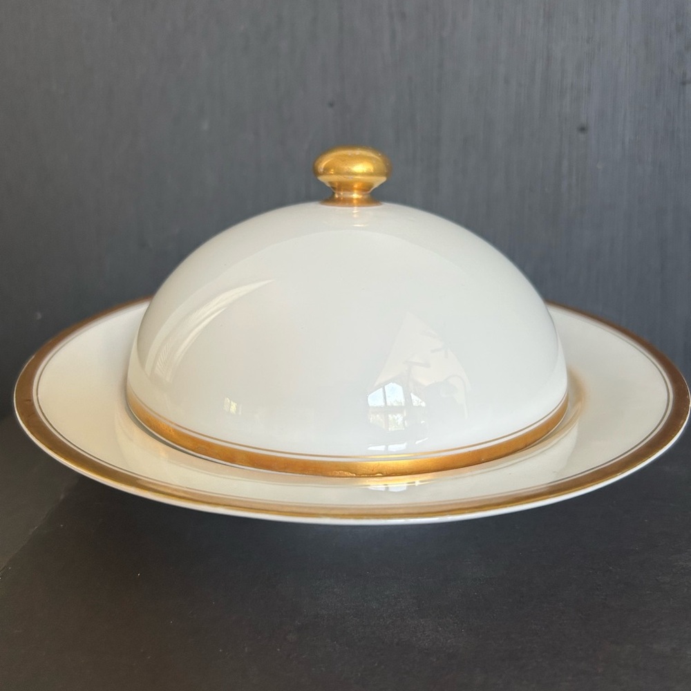 Luxurious Silesia White and Gold Domed Butter Dish